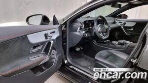 Mercedes-Benz CLA-Class CLA250 4MATIC 2021 года из Южной Кореи