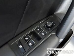 Volkswagen Tiguan 2.0 TDI Prestige 2020 года из Южной Кореи