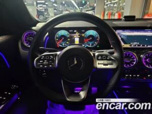 Mercedes-Benz GLB-Class GLB250 4MATIC 2022 года из Южной Кореи