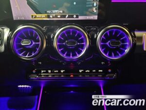 Mercedes-Benz GLB-Class GLB250 4MATIC 2022 года из Южной Кореи