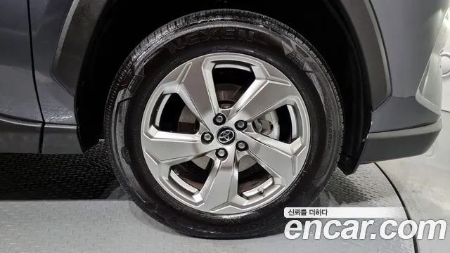 34883834_005.jpg Toyota RAV4 2.5 4WD HYBRID 2019 года из Южной Кореи