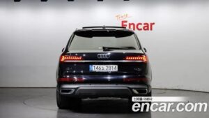 Audi Q7 45 TDI 4WD Premium 2021 года из Южной Кореи