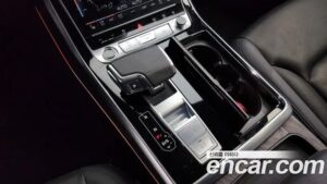 Audi Q7 45 TDI 4WD Premium 2021 года из Южной Кореи