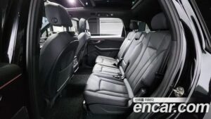 Audi Q7 45 TDI 4WD Premium 2021 года из Южной Кореи