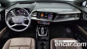 Audi Q4 e-TRON 40 Premium 2022 года из Южной Кореи