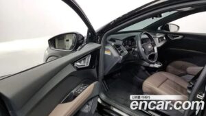 Audi Q4 e-TRON 40 Premium 2022 года из Южной Кореи