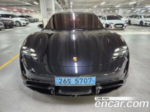 Porsche Taycan Turbo CROSS TURISMO 2022 года из Южной Кореи