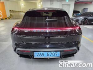 Porsche Taycan Turbo CROSS TURISMO 2022 года из Южной Кореи