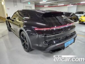 Porsche Taycan Turbo CROSS TURISMO 2022 года из Южной Кореи