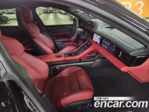 Porsche Taycan Turbo CROSS TURISMO 2022 года из Южной Кореи