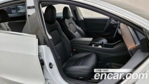 Tesla Model 3 Standard RANGE Plus 2020 года из Южной Кореи