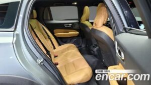 Volvo V60 T5 PRO AWD 2020 года из Южной Кореи