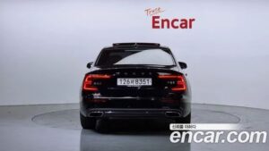 Volvo S60 T5 Inscription 2020 года из Южной Кореи