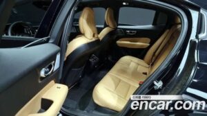 Volvo S60 T5 Inscription 2020 года из Южной Кореи