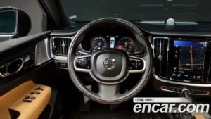Volvo S60 T5 Inscription 2020 года из Южной Кореи