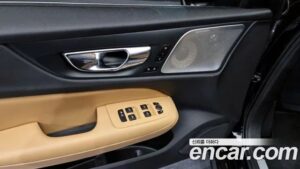 Volvo S60 T5 Inscription 2020 года из Южной Кореи
