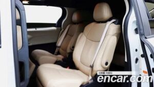 Toyota Sienna 2.5 HYBRID 2WD 2021 года из Южной Кореи