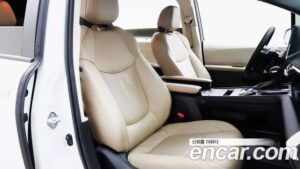 Toyota Sienna 2.5 HYBRID 2WD 2021 года из Южной Кореи