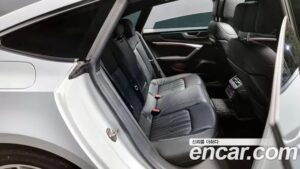 Audi A7 50 TDI 4WD Premium 2020 года из Южной Кореи