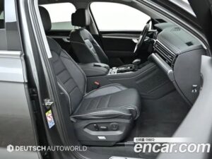 Volkswagen Touareg 4.0 TDI Prestige 2020 года из Южной Кореи