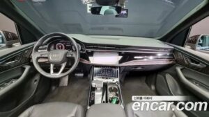 Audi Q7 45 TDI 4WD Premium 2021 года из Южной Кореи