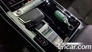 Audi Q7 45 TDI 4WD Premium 2021 года из Южной Кореи