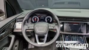 Audi Q7 45 TDI 4WD Premium 2021 года из Южной Кореи