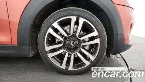 Mini Cooper 5Door ROSEWOOD Edition 2020 года из Южной Кореи