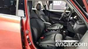 Mini Cooper 5Door ROSEWOOD Edition 2020 года из Южной Кореи