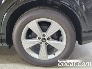 Audi Q4 e-TRON 40 2022 года из Южной Кореи