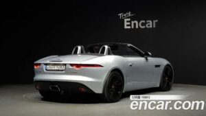 Jaguar F-TYPE P300 Cabriolet 2020 года из Южной Кореи