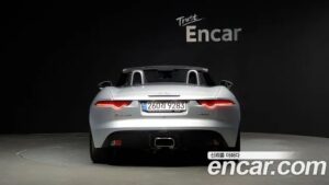 Jaguar F-TYPE P300 Cabriolet 2020 года из Южной Кореи
