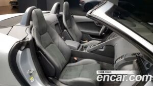 Jaguar F-TYPE P300 Cabriolet 2020 года из Южной Кореи