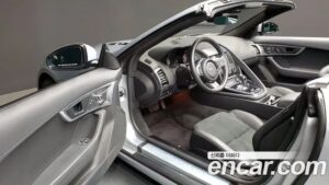 Jaguar F-TYPE P300 Cabriolet 2020 года из Южной Кореи