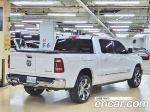 Dodge Ram Pick Up 5.7 2020 года из Южной Кореи