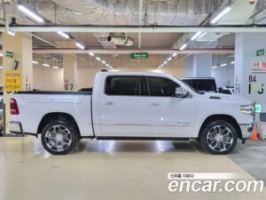 Dodge Ram Pick Up 5.7 2020 года из Южной Кореи