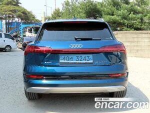 Audi e-tron 55 4WD 2020 года из Южной Кореи
