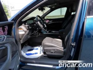 Audi e-tron 55 4WD 2020 года из Южной Кореи