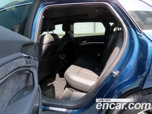 Audi e-tron 55 4WD 2020 года из Южной Кореи