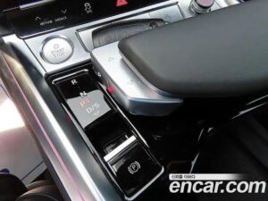 Audi e-tron 55 4WD 2020 года из Южной Кореи