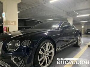 Bentley Continental 4.0 GT 2020 года из Южной Кореи