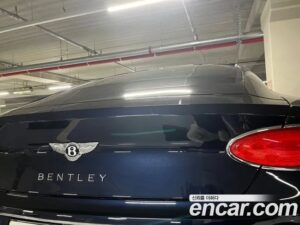 Bentley Continental 4.0 GT 2020 года из Южной Кореи