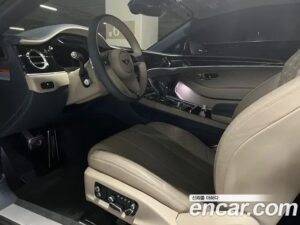 Bentley Continental 4.0 GT 2020 года из Южной Кореи