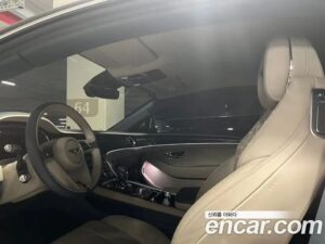 Bentley Continental 4.0 GT 2020 года из Южной Кореи