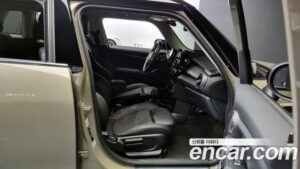 Mini Cooper 5Door DEFAULT 2020 года из Южной Кореи