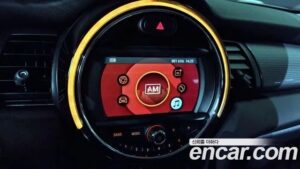 Mini Cooper 5Door DEFAULT 2020 года из Южной Кореи