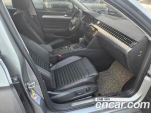 Volkswagen Passat 2.0 TDI Prestige 2022 года из Южной Кореи