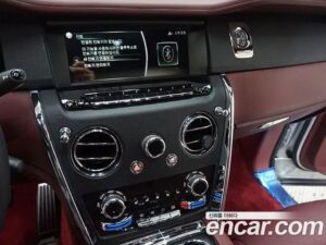 Rolls-Royce Cullinan 6.7 V12 2020 года из Южной Кореи