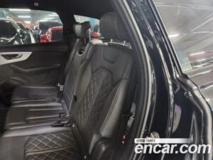 Audi Q7 55 TFSI 4WD Premium 2022 года из Южной Кореи