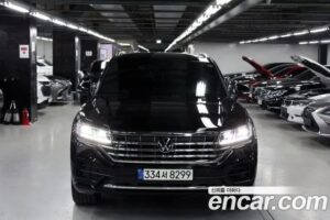 Volkswagen Touareg 3.0 TDI R-Line 2021 года из Южной Кореи